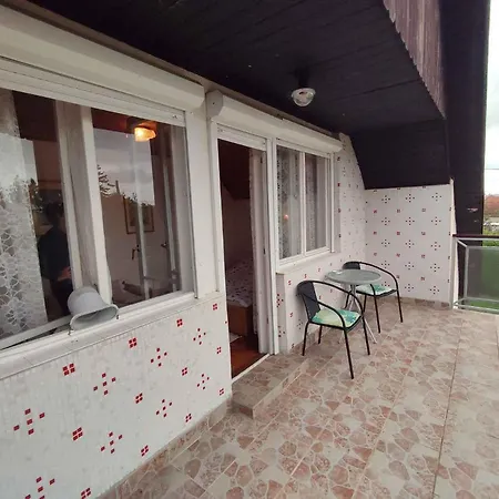 In Revfueloep/balaton 36498