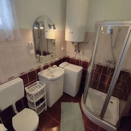 In - Balaton 36498 *